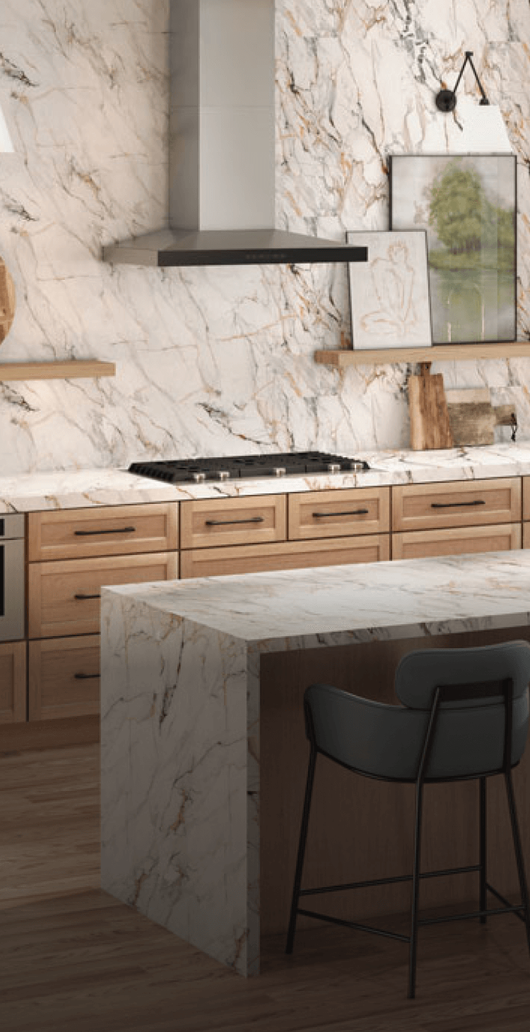 Une table de cuisson au gaz JennAir® dans une cuisine contemporaine.