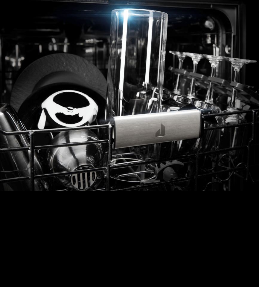 A right profile of a JennAir® NOIR™ Design dishwasher.