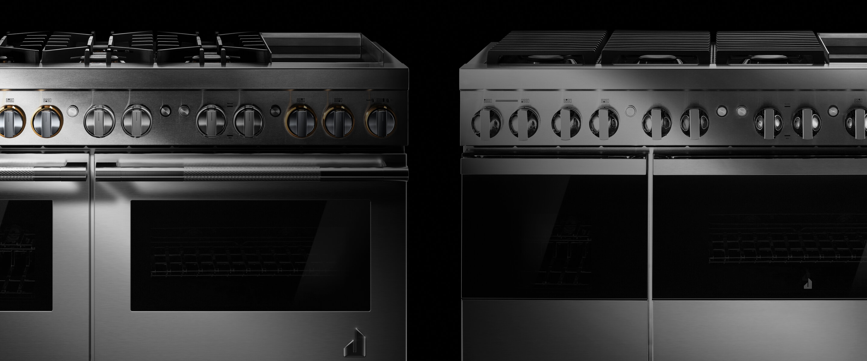 The top of a NOIR™ professional-style range, featuring 6 burners and a chrome-infused griddle. 