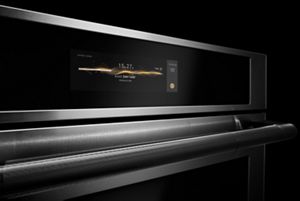 7.8 Full Color Ultra Wide LCD Display With Culinary Center