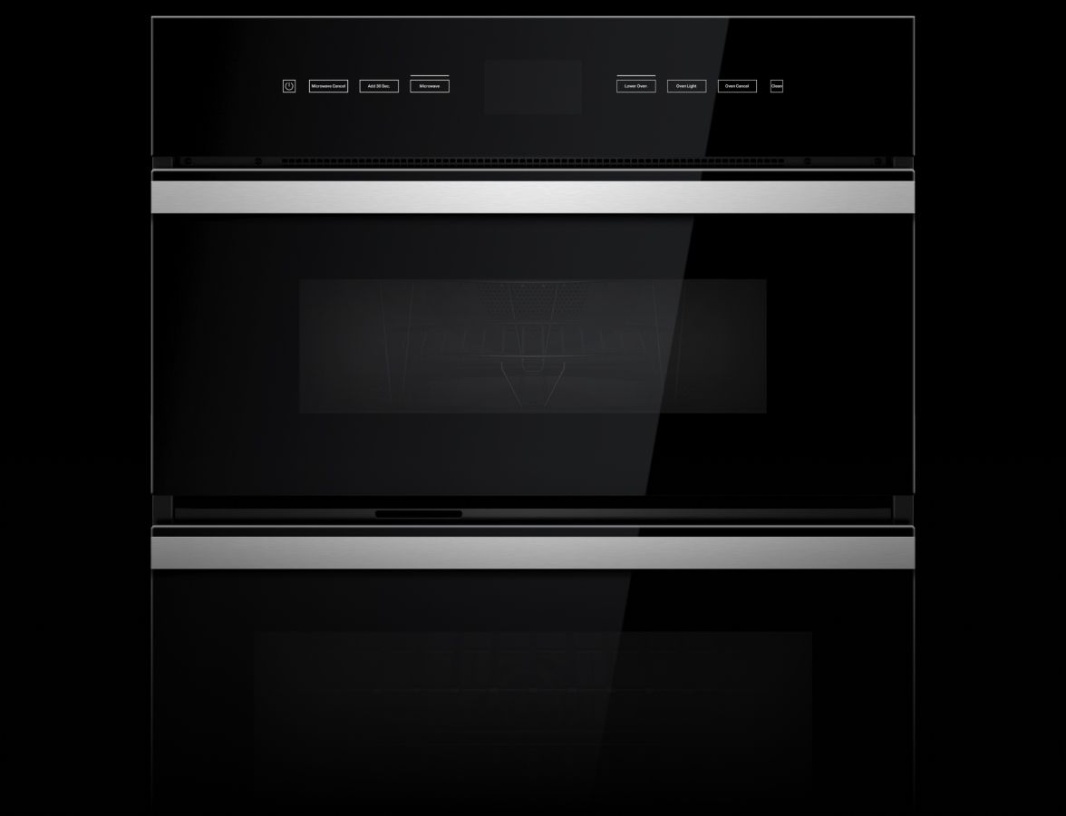 Un four mural combiné JennAir® de l’expression de design NOIR™